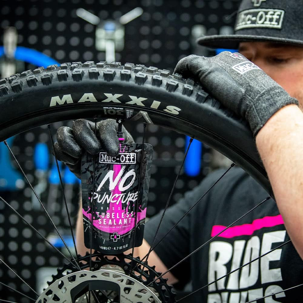 Produit anti crevaison - VTT et vélo - Scelle les trous - Muc-Off - Tubeless Scellant