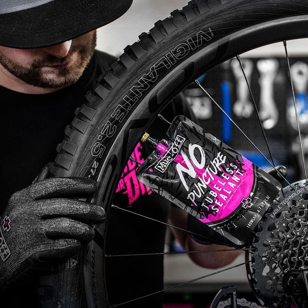 Produit anti crevaison - VTT et vélo - Scelle les trous - Muc-Off - Tubeless Scellant