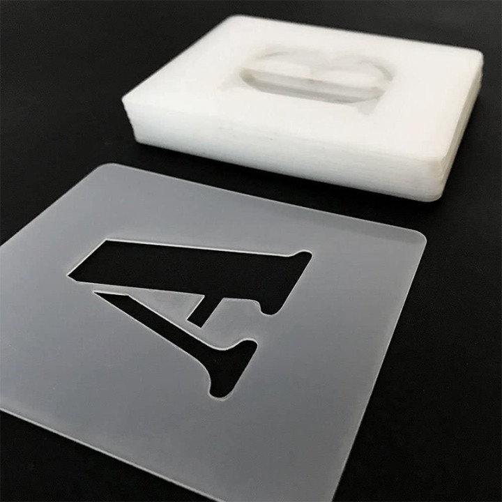 Set de pochoirs 7 cm - Alphabet n°2 - Qbix