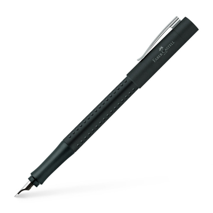 Stylo plume Grip 2011 M Faber-Castell noir