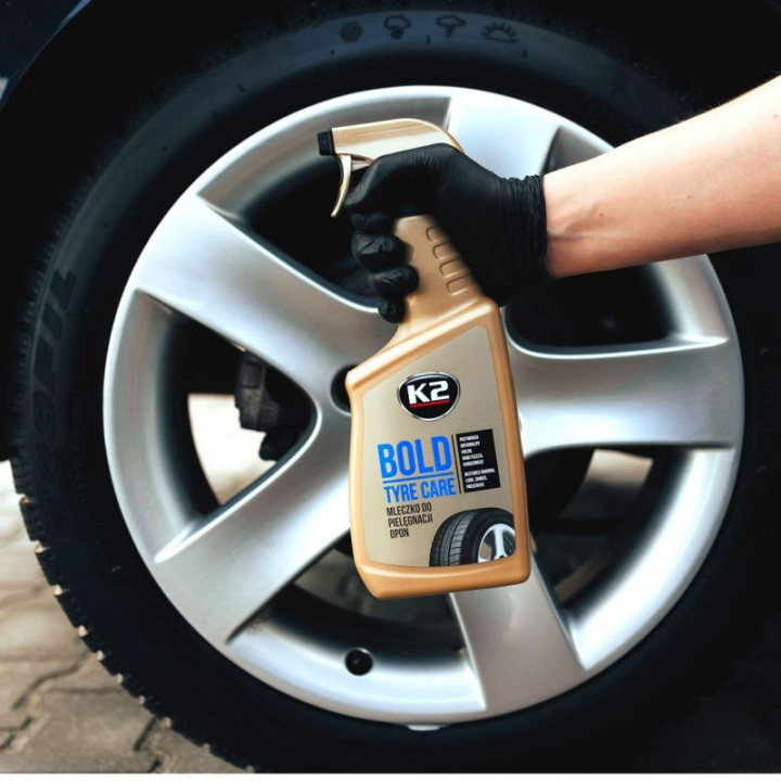 Spray - Produit pour nettoyant pneus - Voiture - Moto - K2 - 700ml