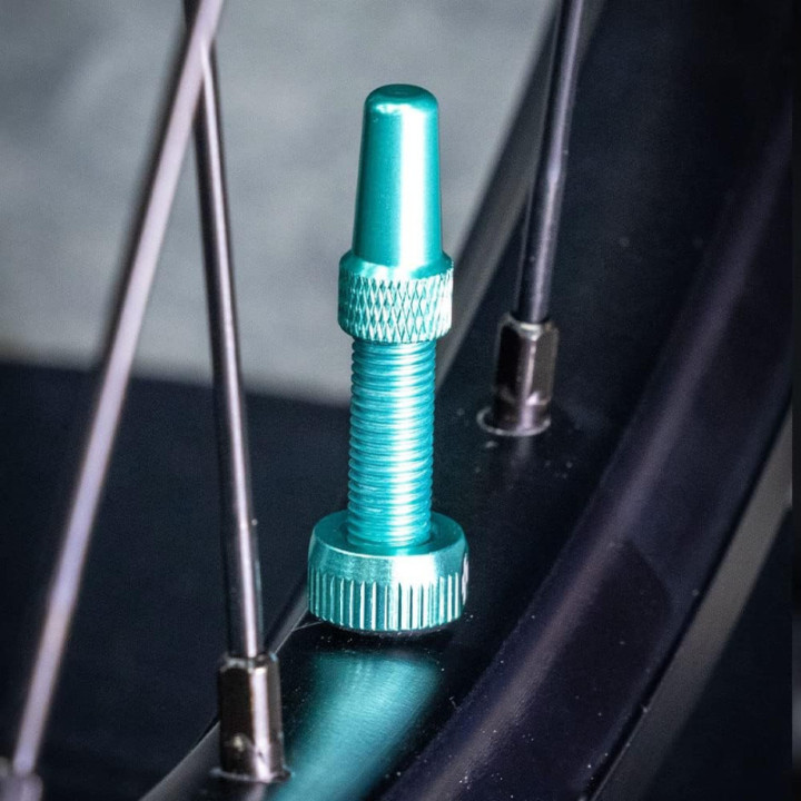 Valves pour pneu sans chambre à air - Paire de 2 - Alu - 44mm - Turquoise - Muc-Off