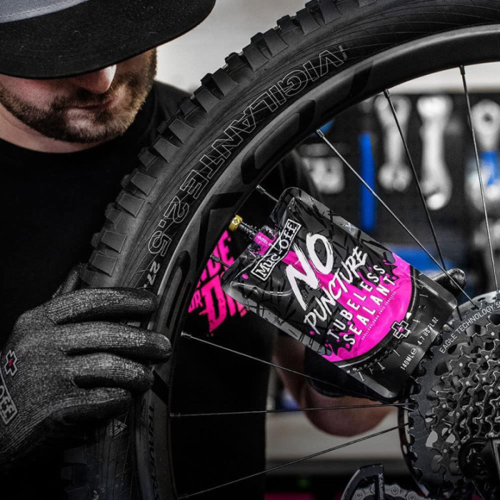 Produit anti crevaison - VTT et vélo - Scelle les trous - Muc-Off - Tubeless Scellant
