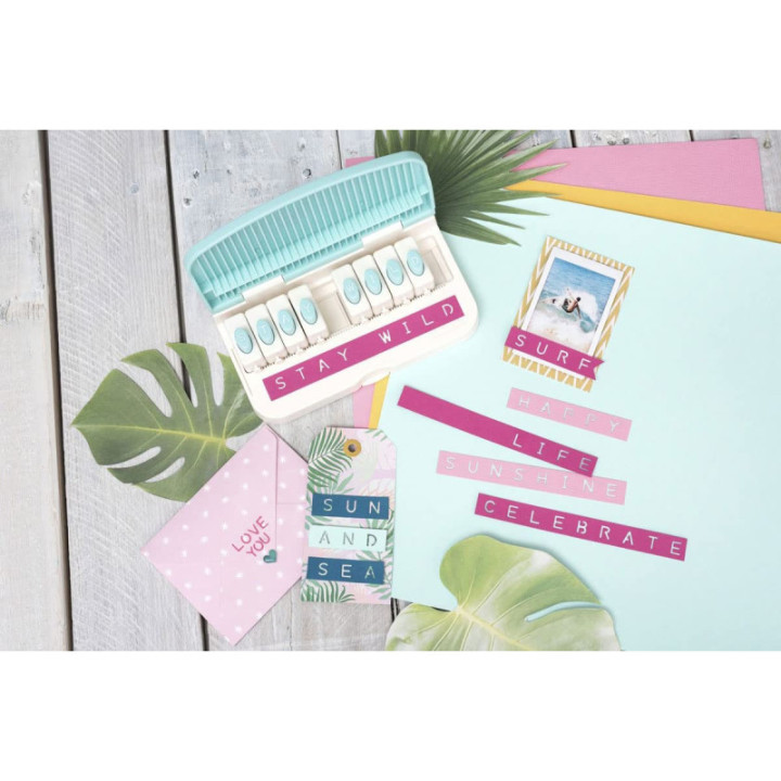 Perforateurs - 26 lettres - Alphabet - Guide d'alignement inclus - Carterie, scrapbooking