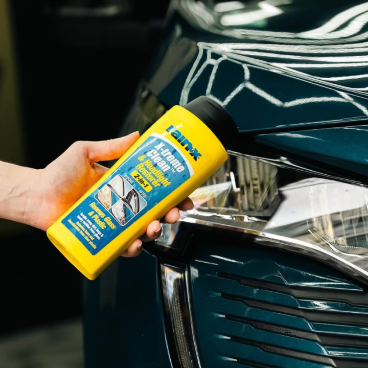 Produit nettoyant et rénovateur - Phares - Vitres - Voiture - Rain-X - 325ml
