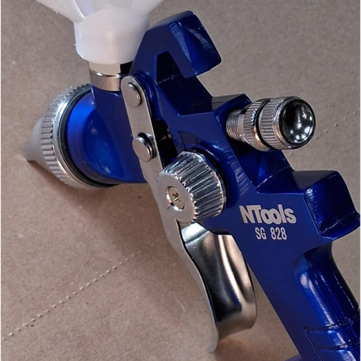 Pistolet de pulvérisation - Pour travaux de carrosserie - Buse 2,5mm - Godet inclus - NTools