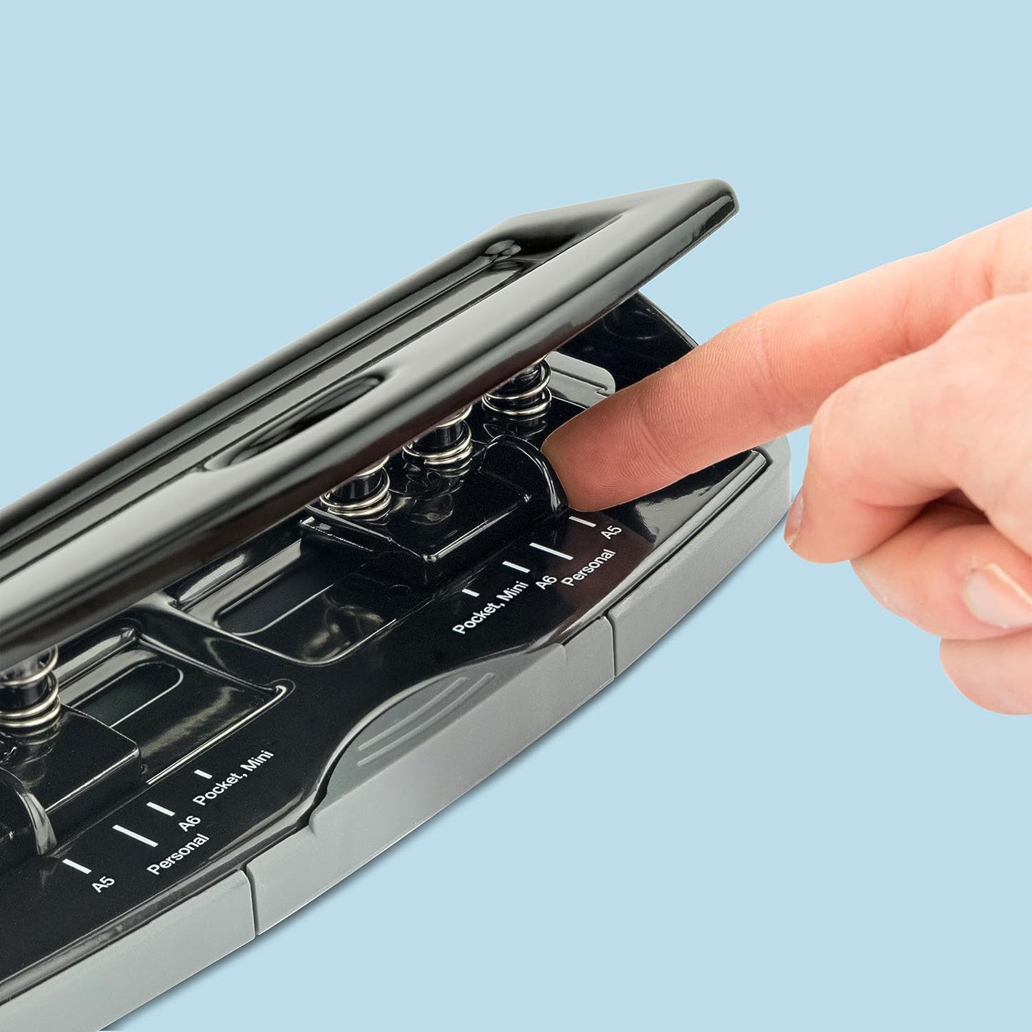 Perforateur - 6 trous - Métal - Noir - Capacité 9 feuilles - Rapesco