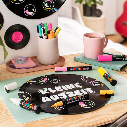 Pochette 4 marqueurs POSCA - PC5M - Couleurs festives - Pointe moyenne