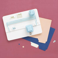 Planche à découper - Créer des onglets pour album - Scrapbooking - We R
